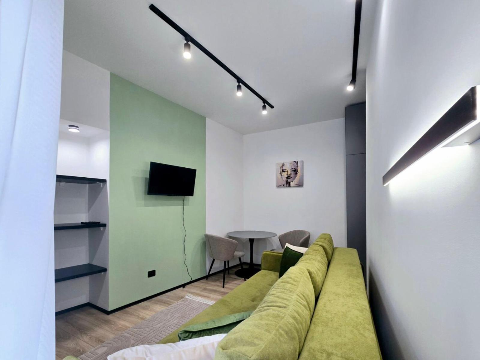Apartment In The City Center Near The Park リヴィウ エクステリア 写真